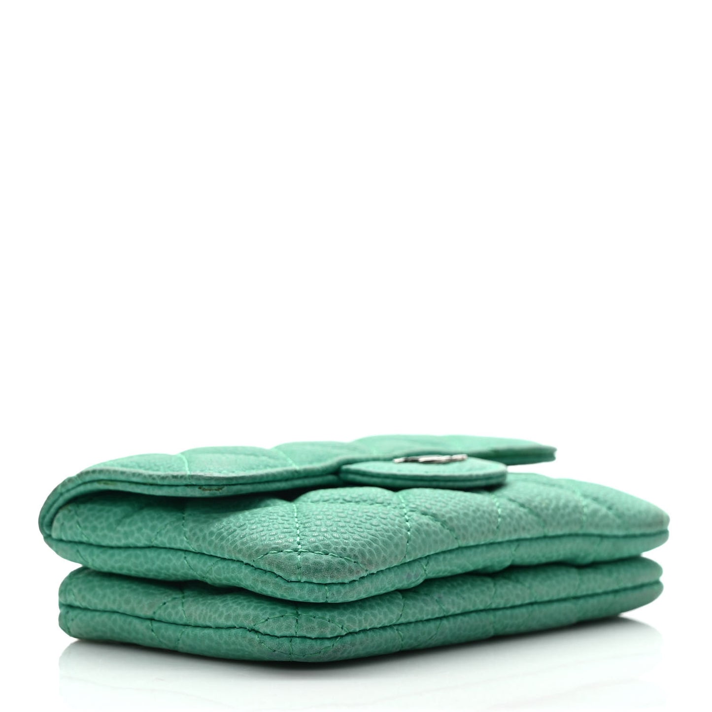 Iridescent Caviar Quilted Flap Zip Card Holder Green