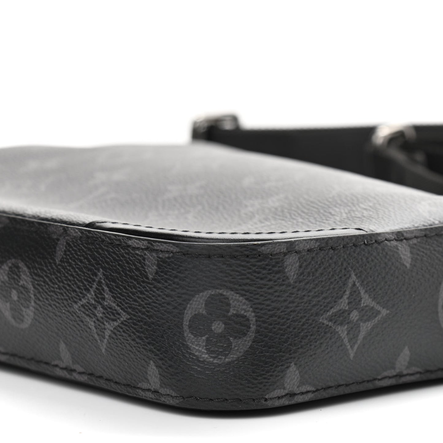 Reverse Monogram Eclipse Trio Messenger