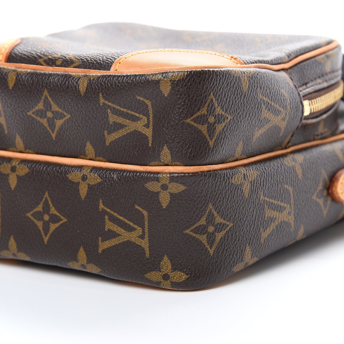 Monogram Amazone