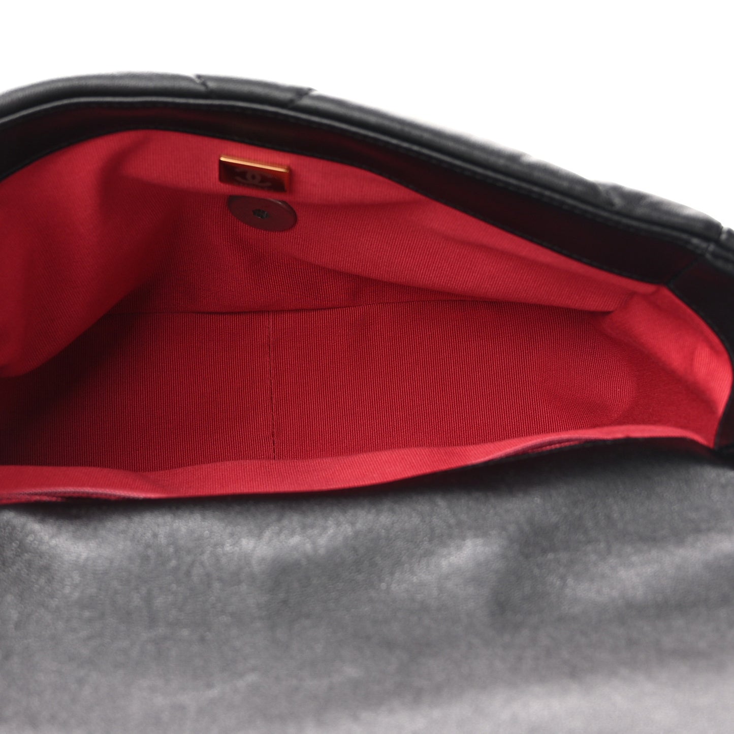 Goatskin Quilted Medium 19 Flap Black