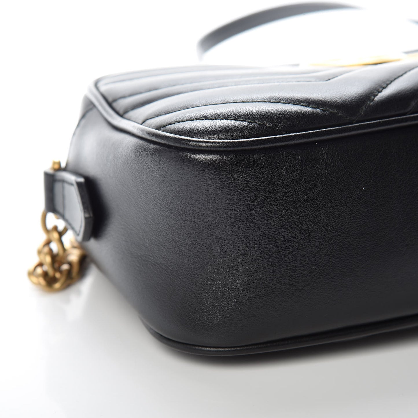 Calfskin Matelasse Small GG Marmont Chain Shoulder Bag Black
