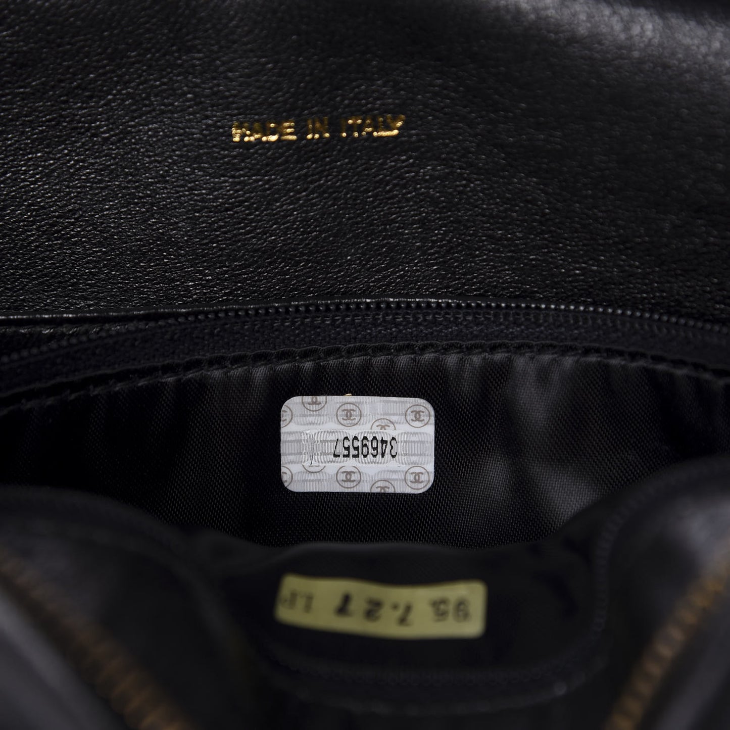 Lambskin Quilted CC Tassel Camera Case Black