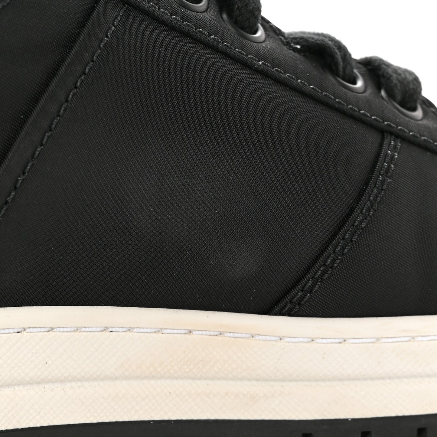 Re-Nylon Triangle Logo Quilted Sneakers 38.5 Black