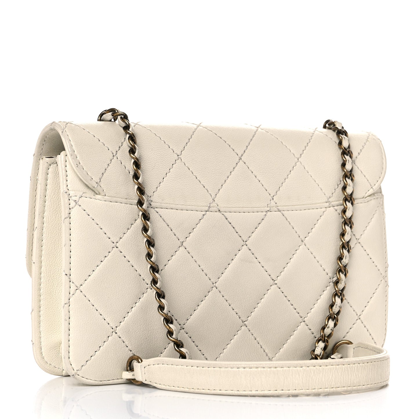 Sheepskin Quilted Mini Beauty Lock Flap White