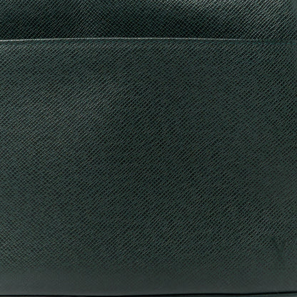 Louis Vuitton Taiga Reporter Messenger Epicea 10 of 12