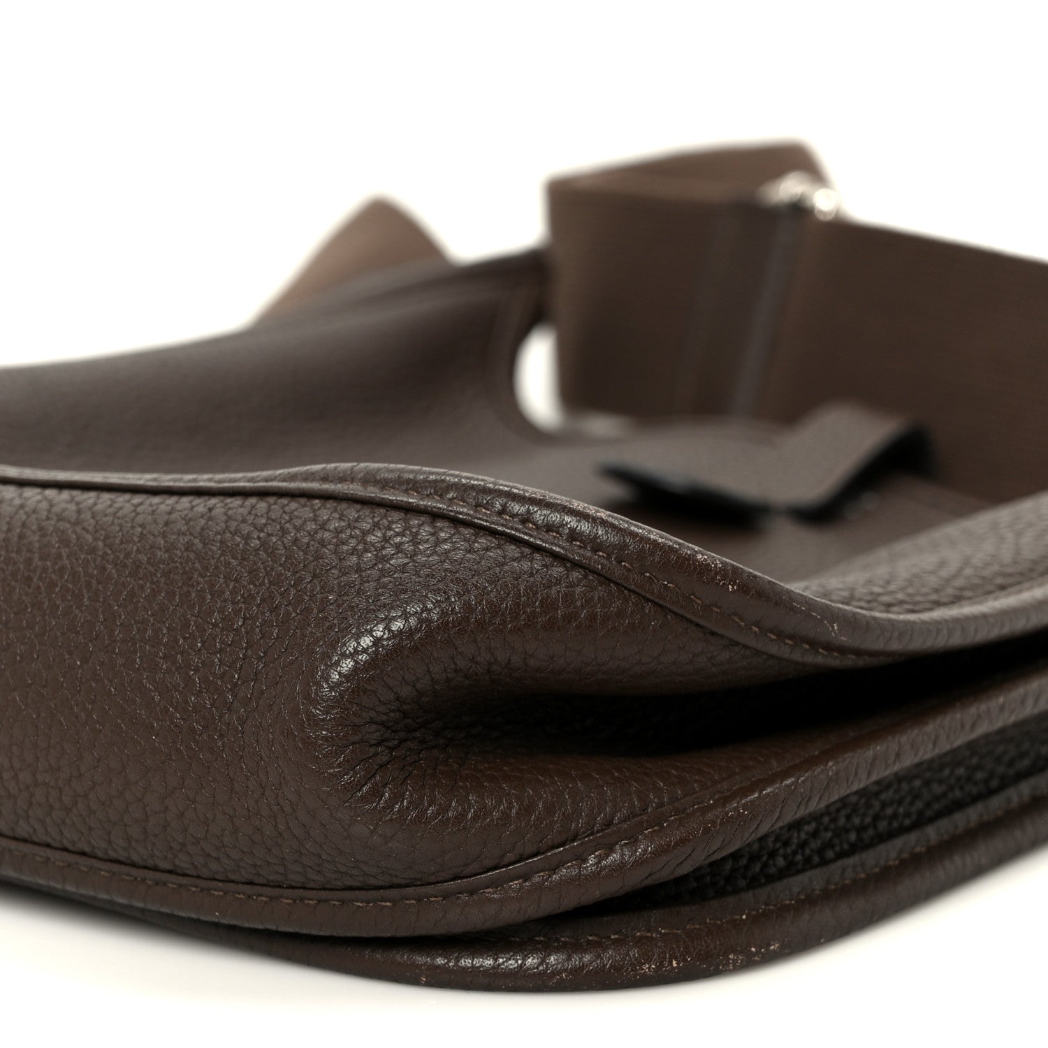 Hermes Taurillon Clemence Evelyne IlI PM Chocolate 1869898