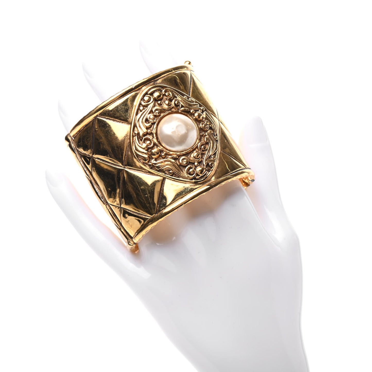 Metal Pearl Quilted CC Cuff Gold