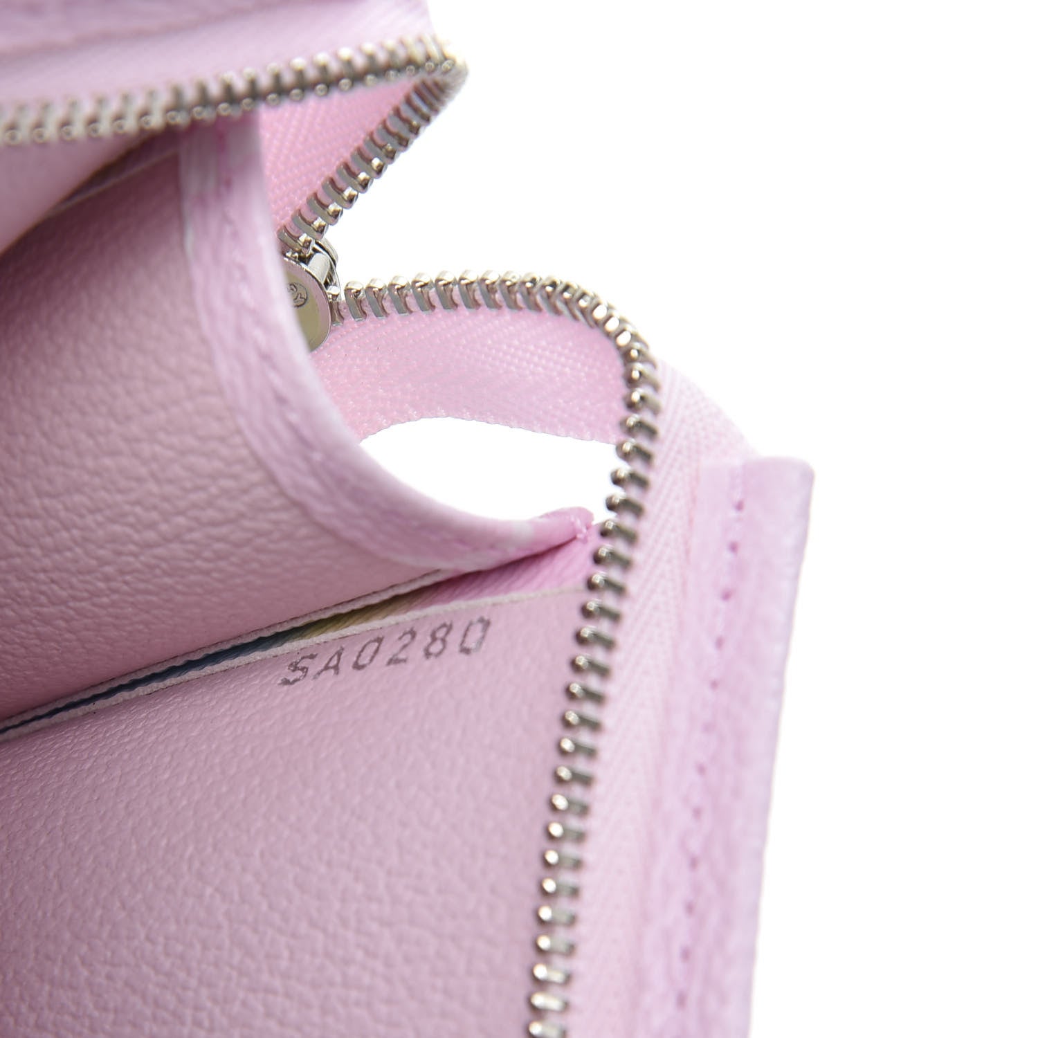 Louis Vuitton Monogram Escale Toiletry Pouch 26 Pastel 8 of 8