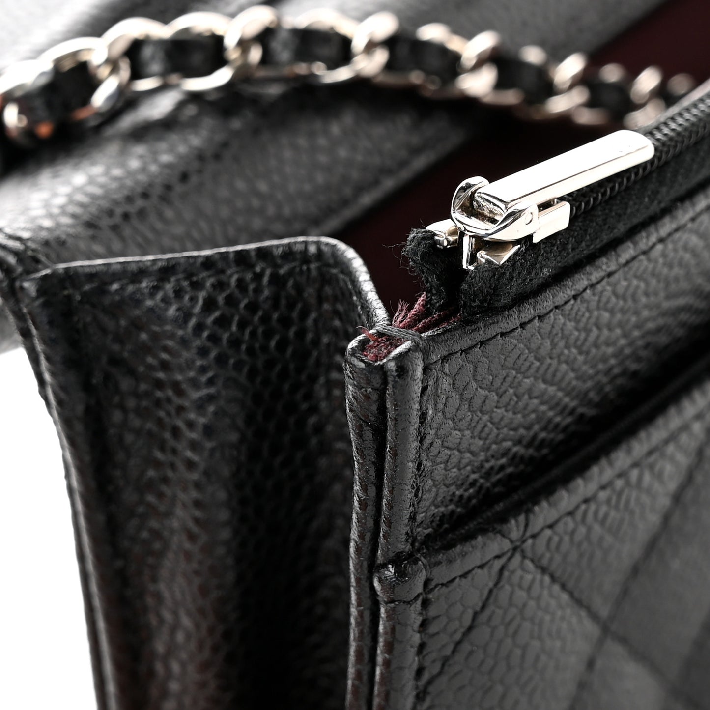 Caviar Quilted Wallet on Chain WOC Black