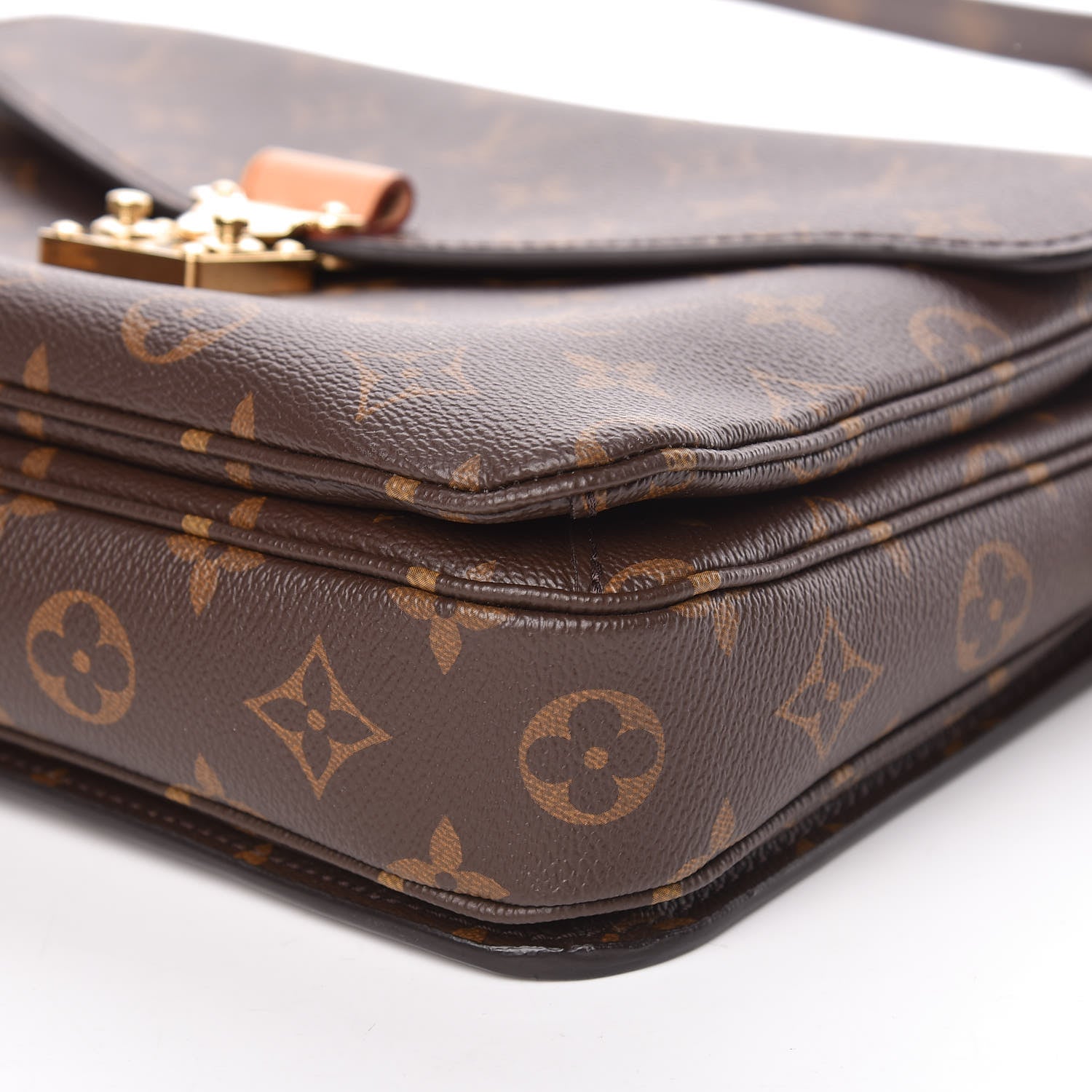Louis Vuitton Monogram Pochette Metis 8 of 12