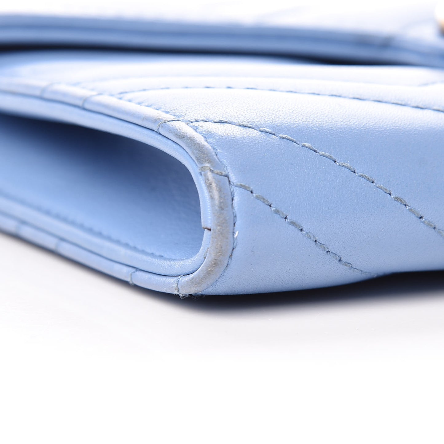 Calfskin Matelasse Mini GG Marmont Chain Wallet Clear Sky Blue