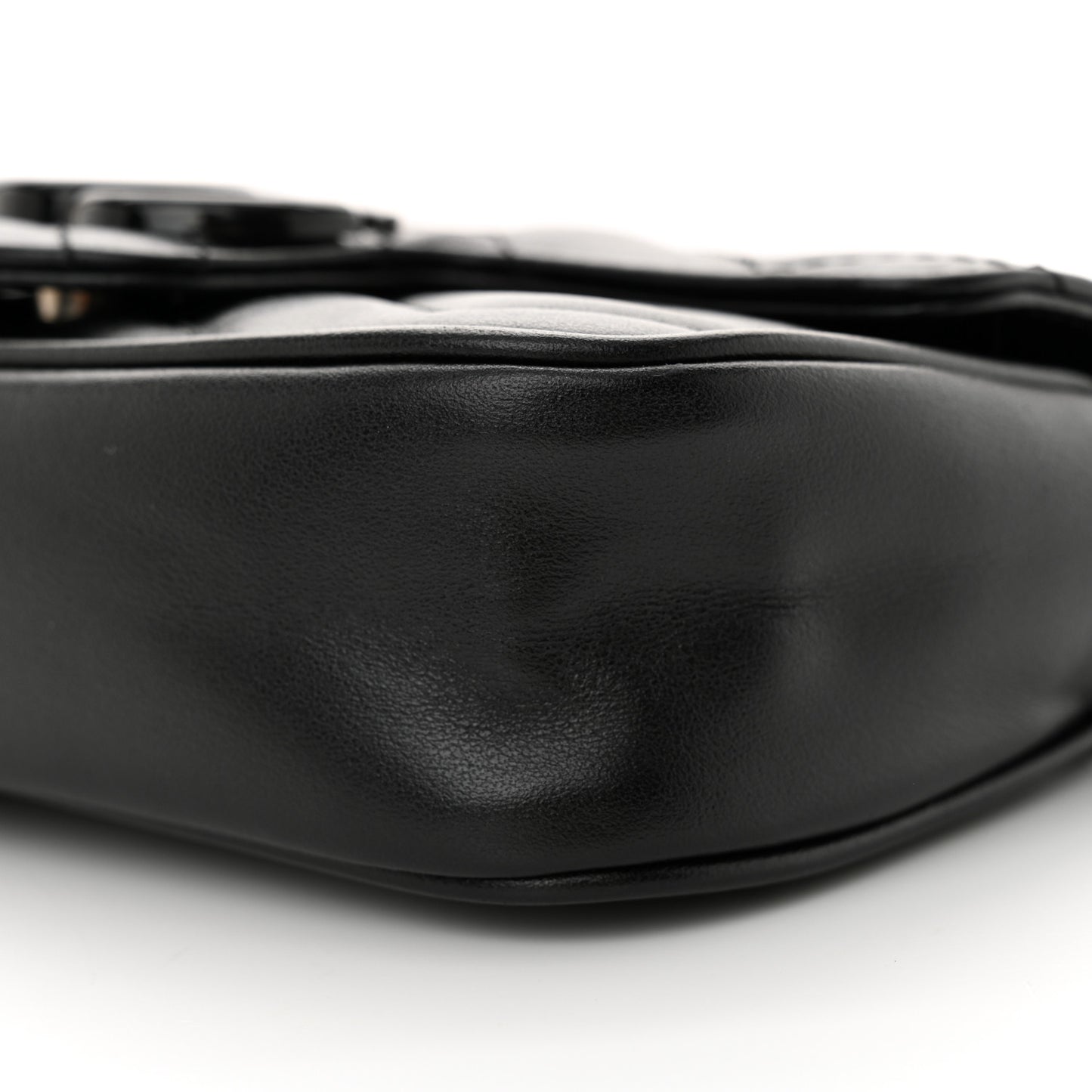 Calfskin Matelasse Monochrome GG Marmont Chain Belt Bag Black