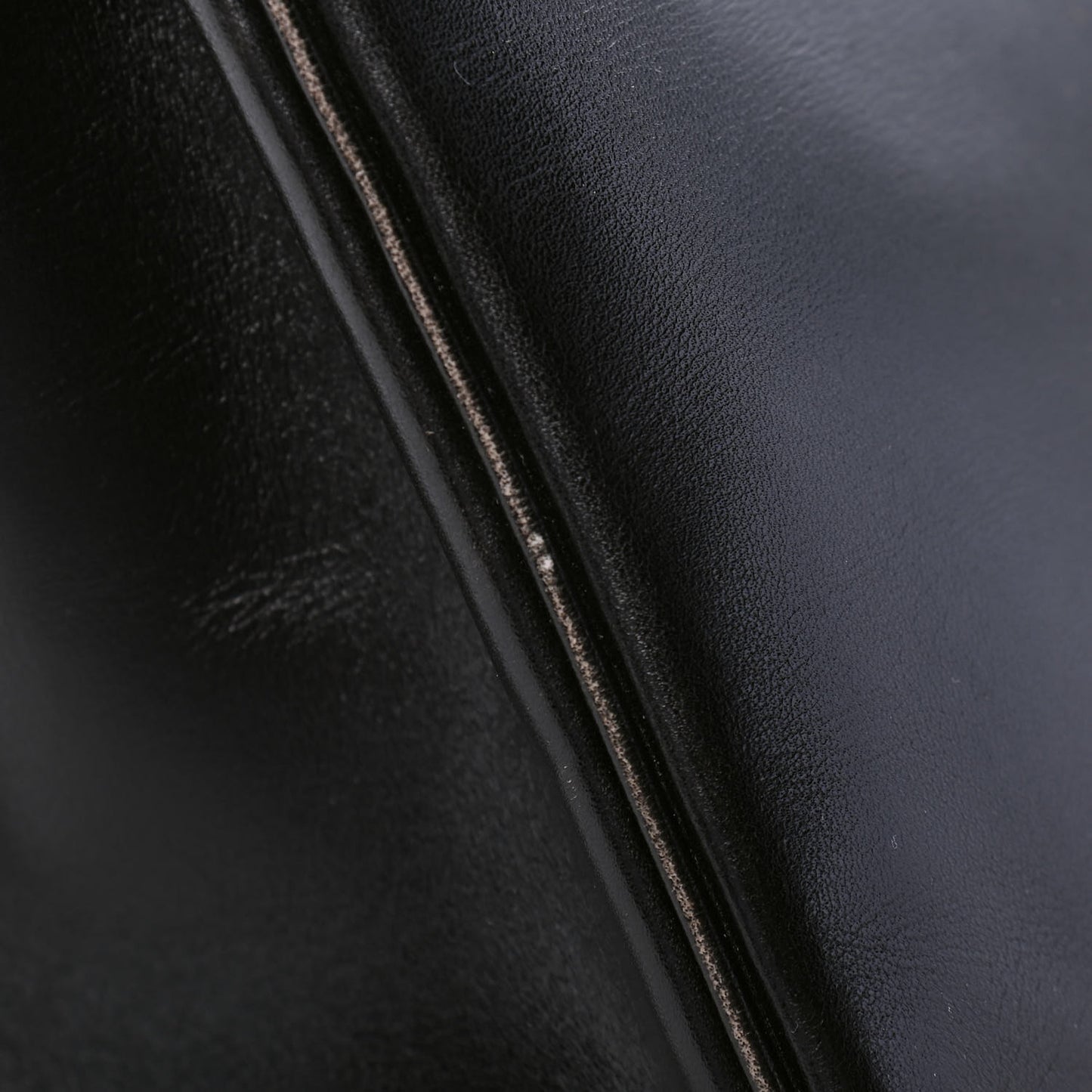 Box Kelly Retourne 28 Black