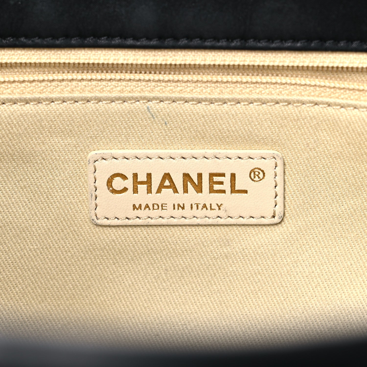 Chanel Iridescent Calfskin Medium Chic Quilt Flap Black 5 of 20