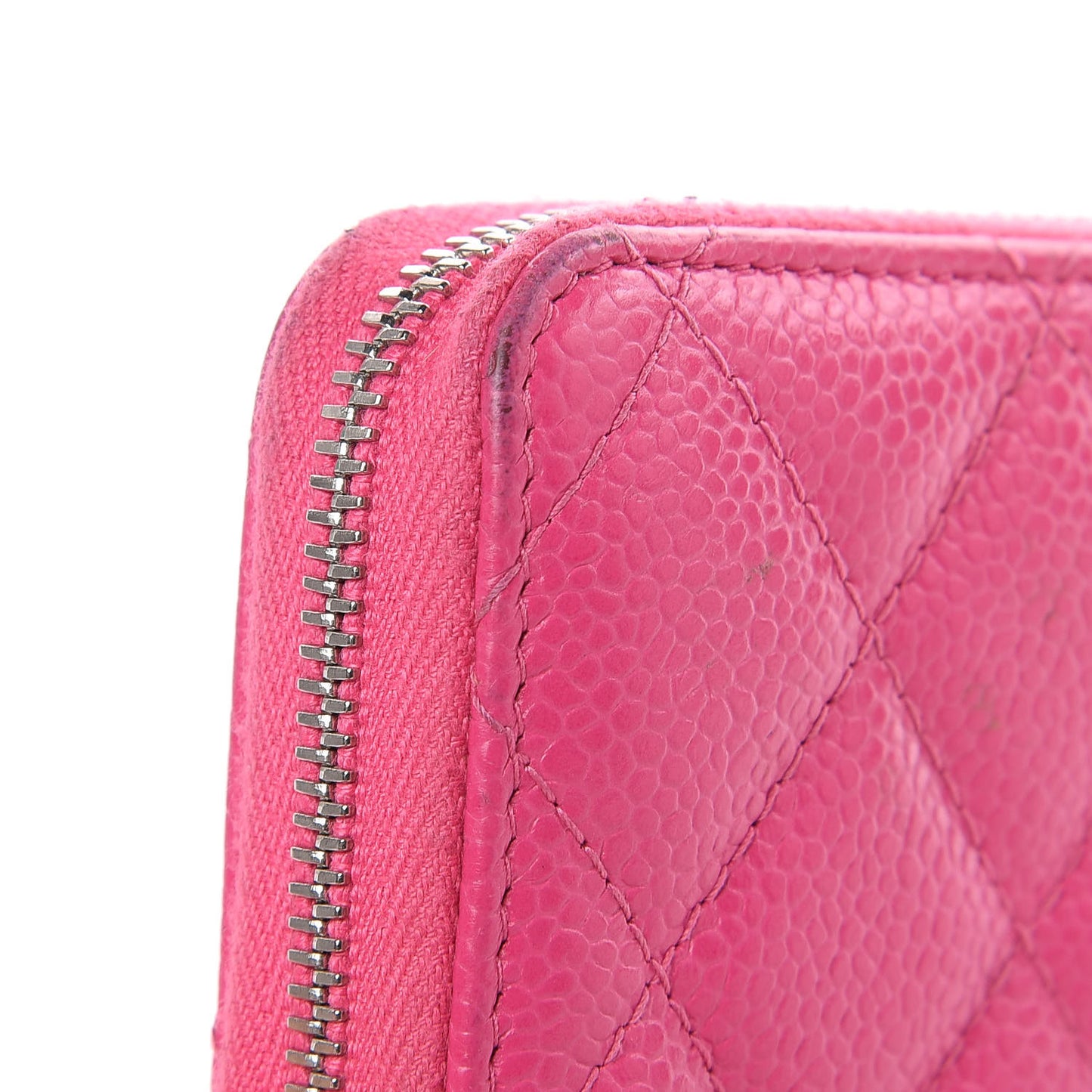 Caviar Quilted Medium Zip Around Wallet Pink