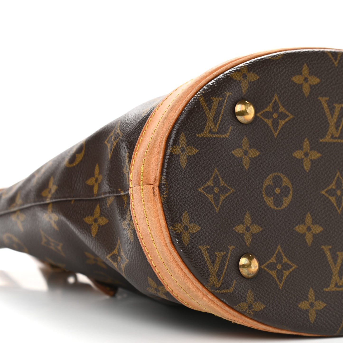 Monogram Petit Bucket 23