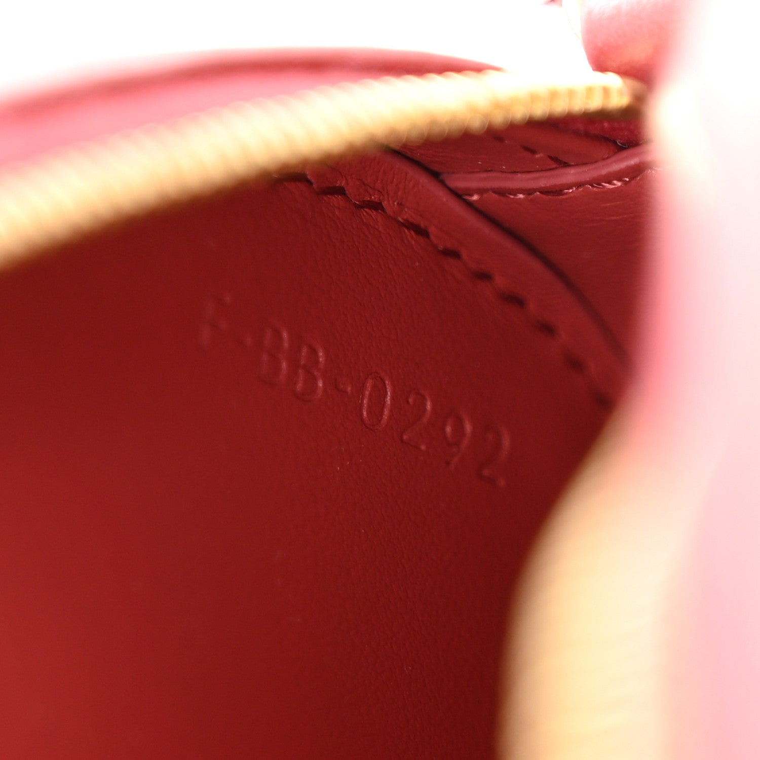 Celine Smooth Calfskin Cuir Triomphe Oval Purse Crossbody Lipstick 6 of 9