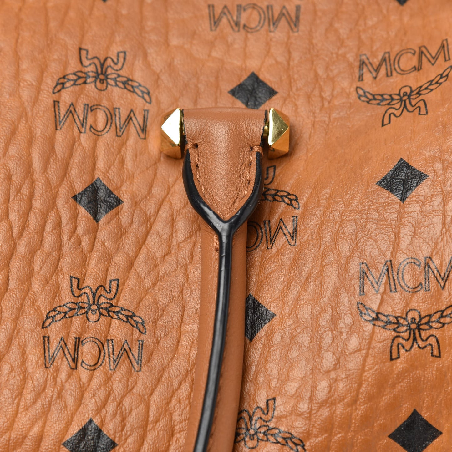 Visetos Medium Boston Bag Cognac