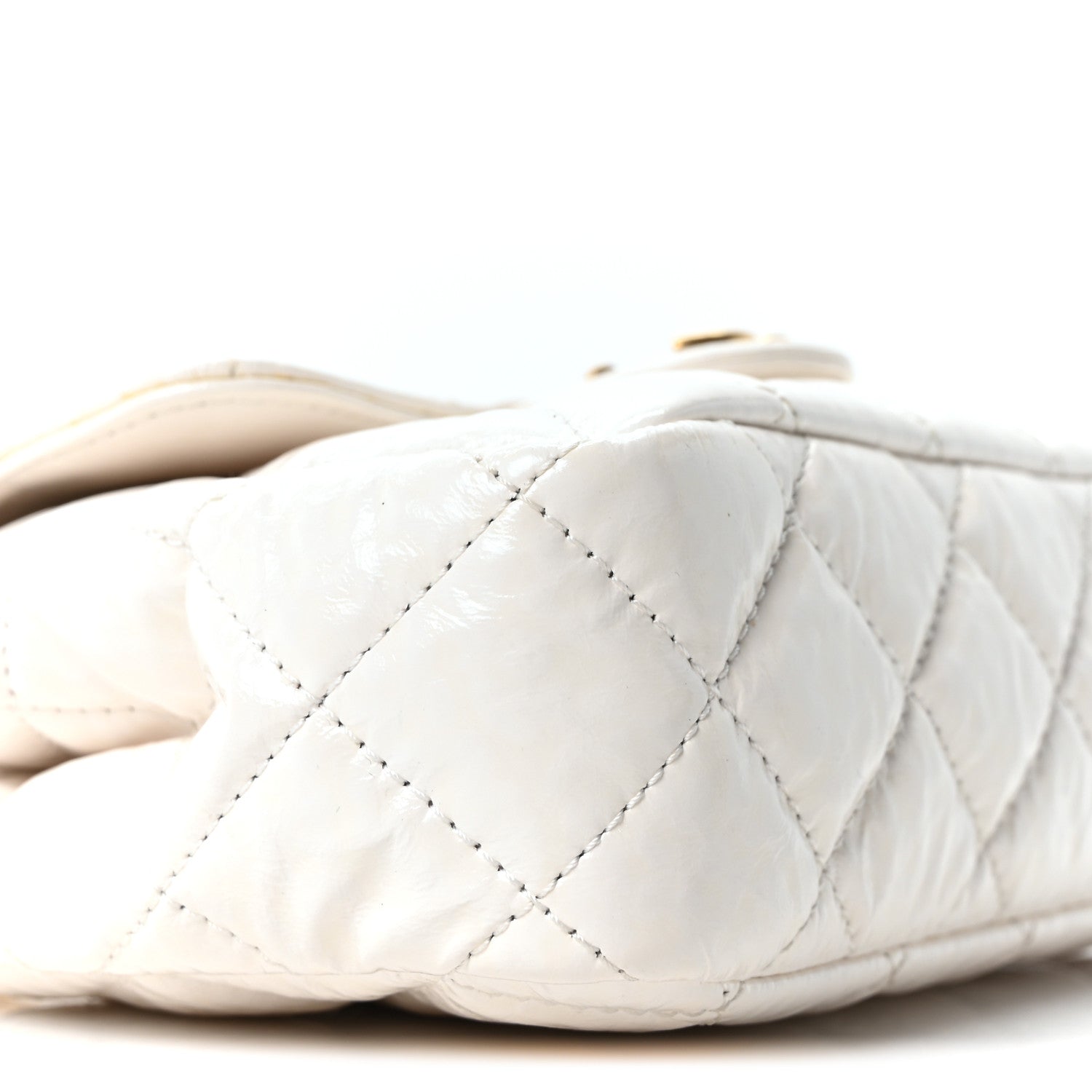 Chanel Shiny Crumpled Calfskin Quilted Small Wavy CC Hobo White 9 of 10