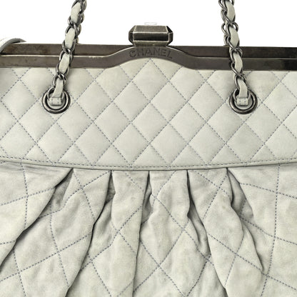 Chanel Iridescent Calfskin Chic Quilt Frame Tote Light Grey 8 of 10