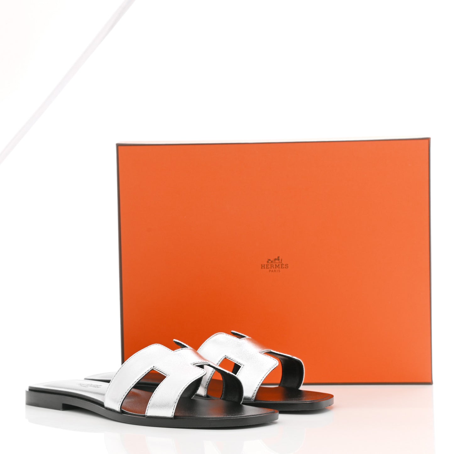 Metallic Nappa Calfskin Oran Sandals 38 Argent