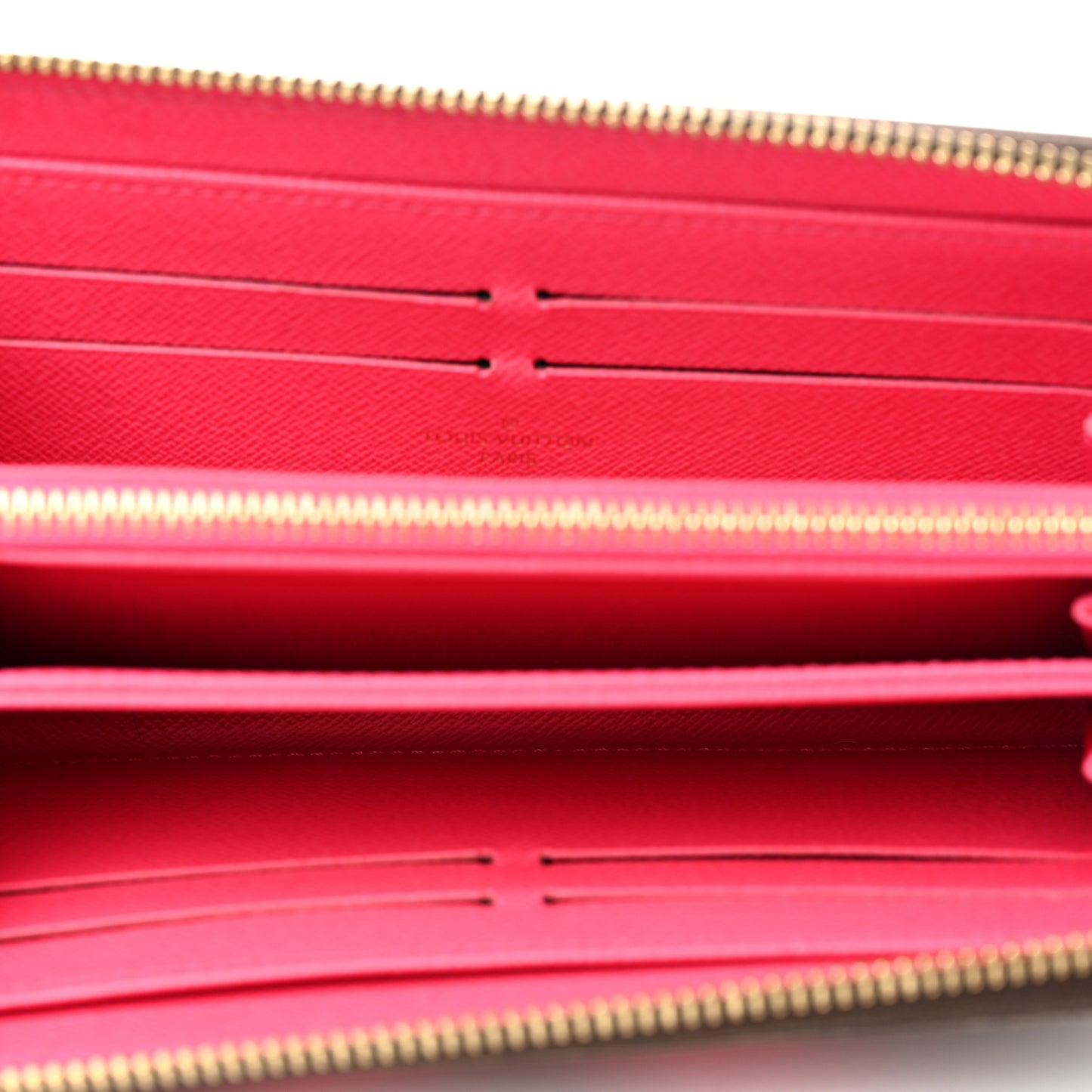Monogram V Zippy Wallet Grenade