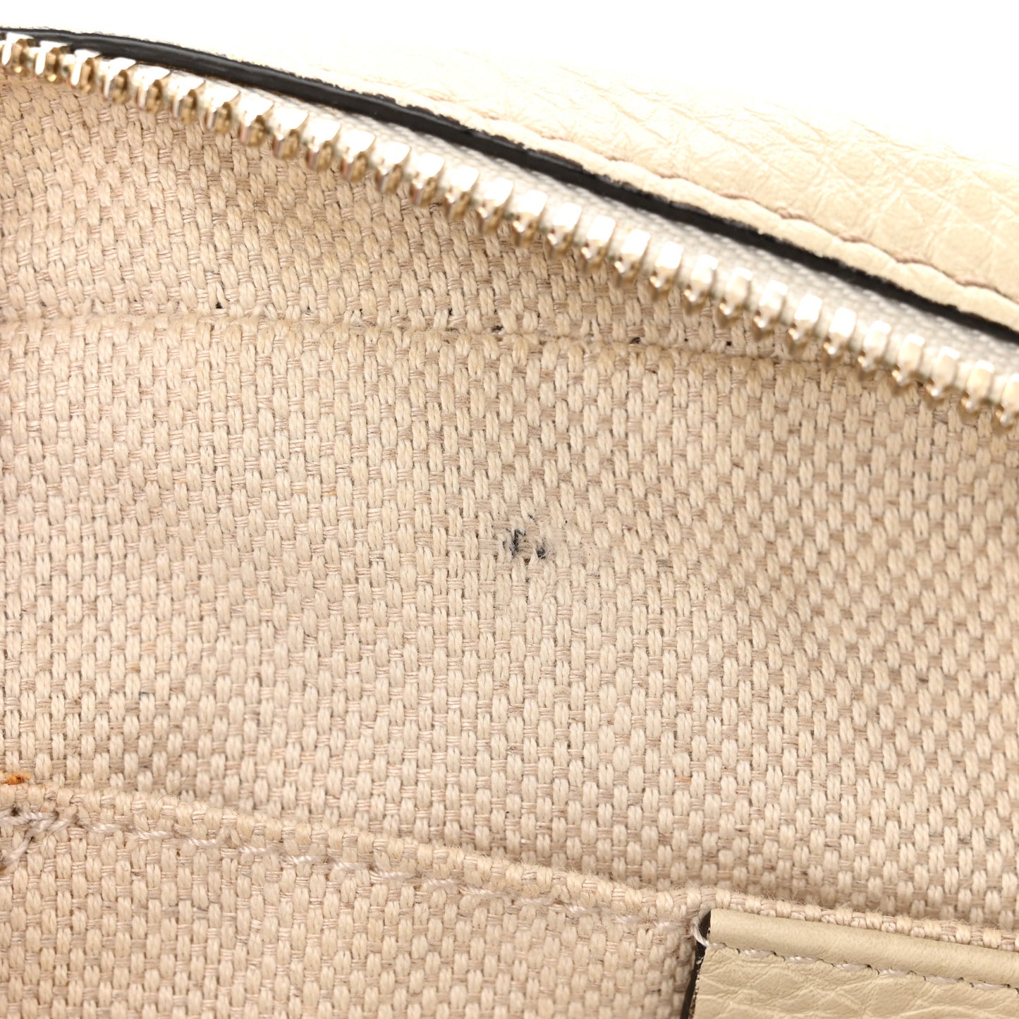 Pebbled Calfskin Small Soho Disco Bag Off White