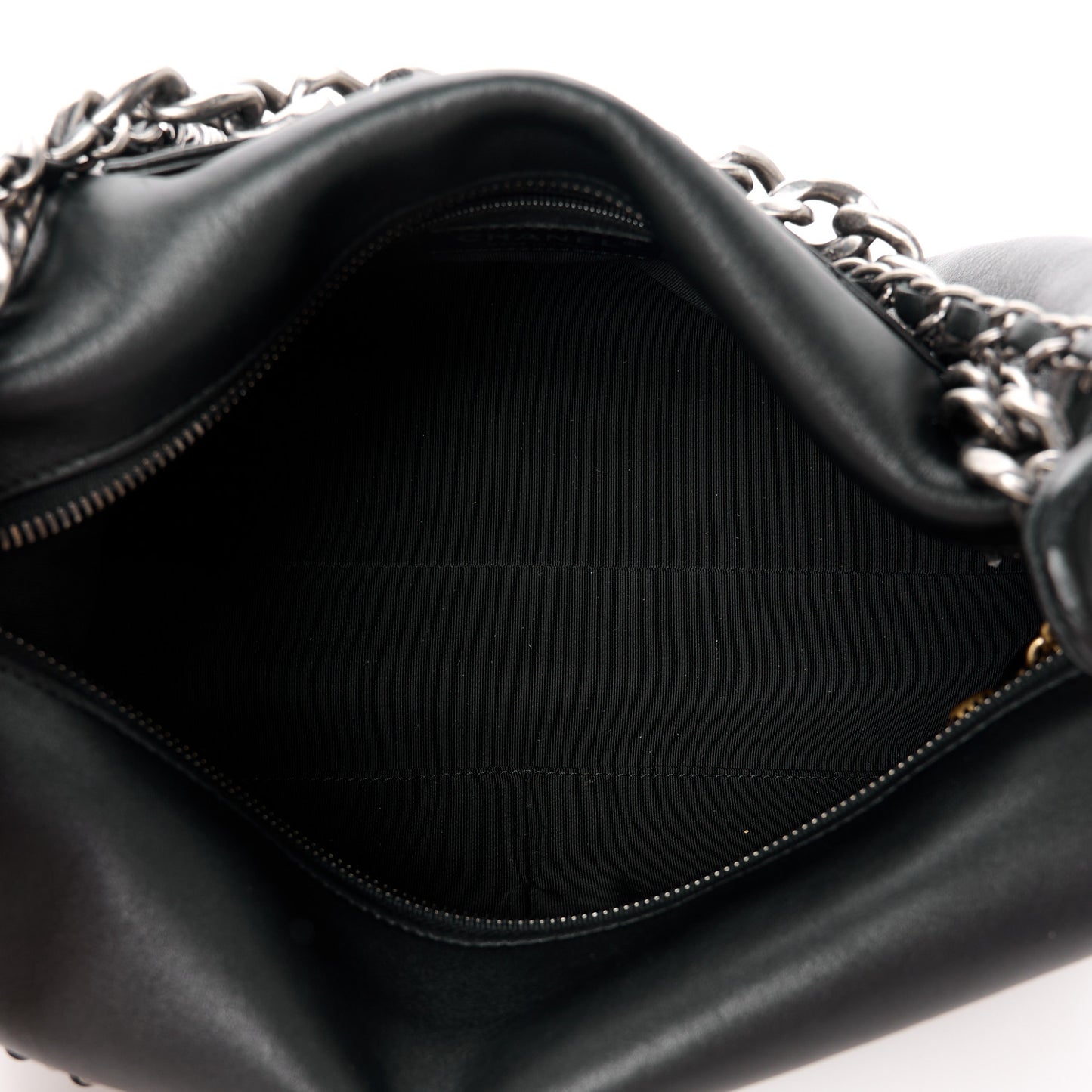 Calfskin Chain 20s Signature Hobo Black