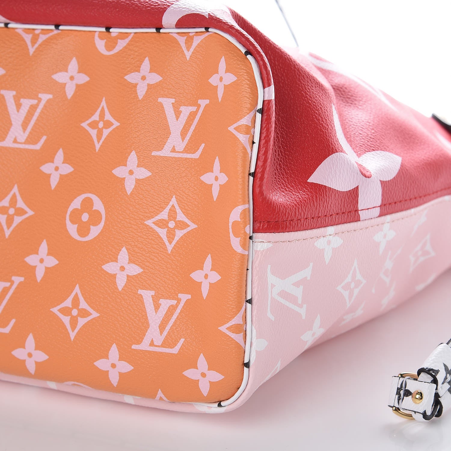 Louis Vuitton Monogram Giant Neverfull MM Rouge 10 of 10