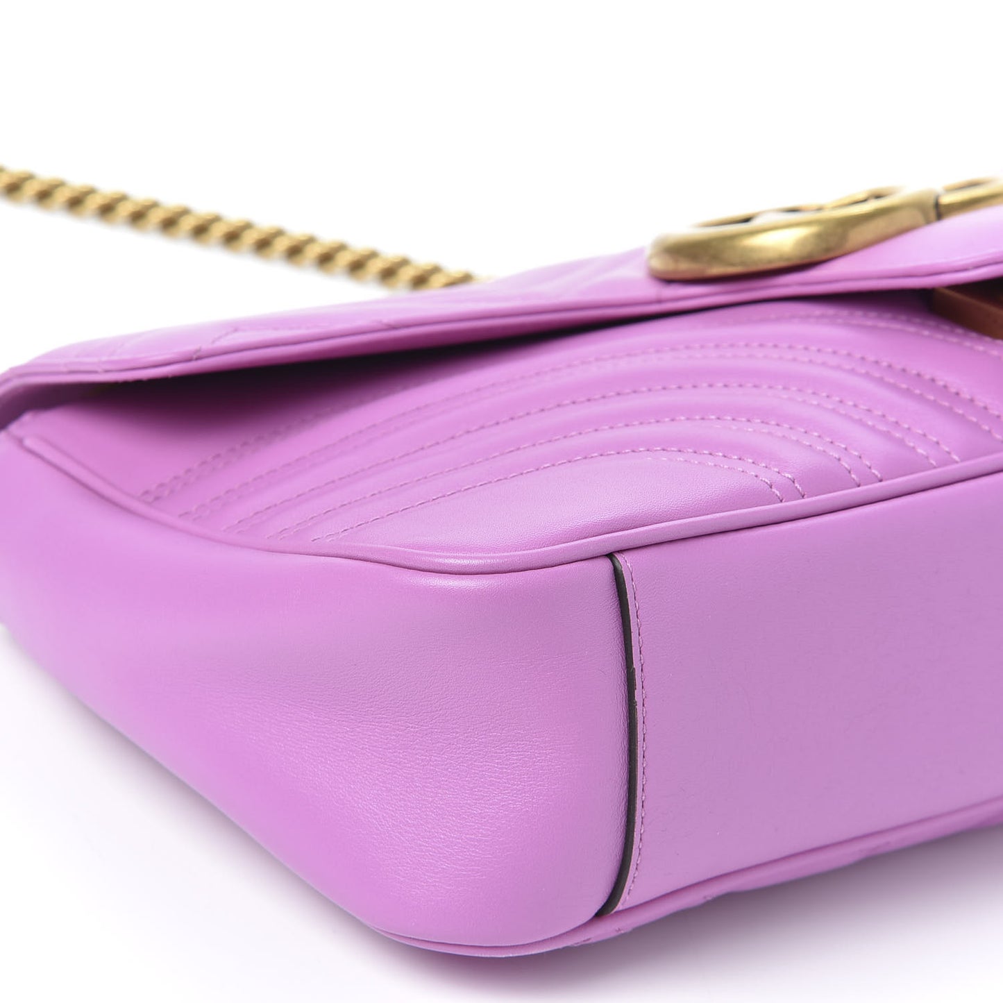Calfskin Matelasse Medium GG Marmont Shoulder Bag Candy Mousse