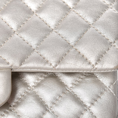 Chanel Metallic Lambskin 2.55 Reissue 225 Flap Pale Gold 26 of 32