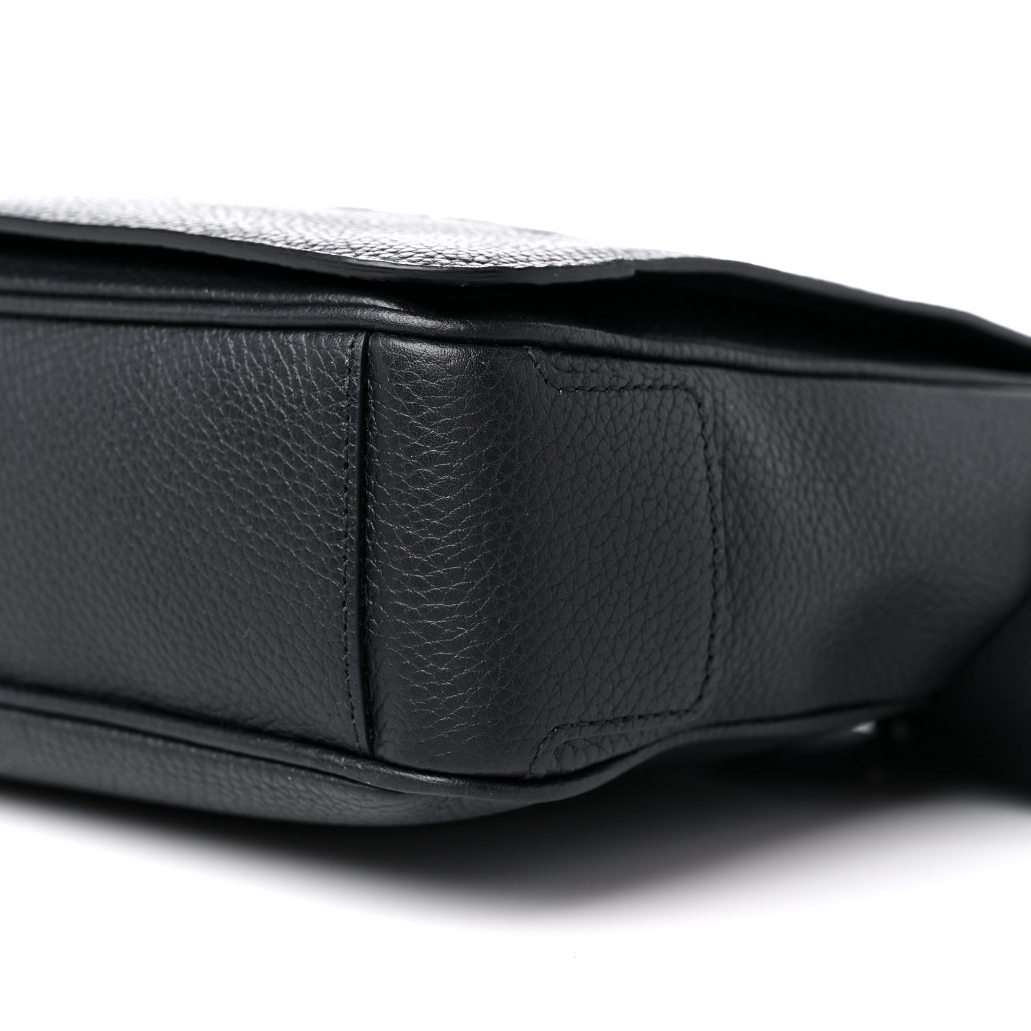 Burberry Grainy Calfskin Embossed Bruno Messenger Black 9 of 10