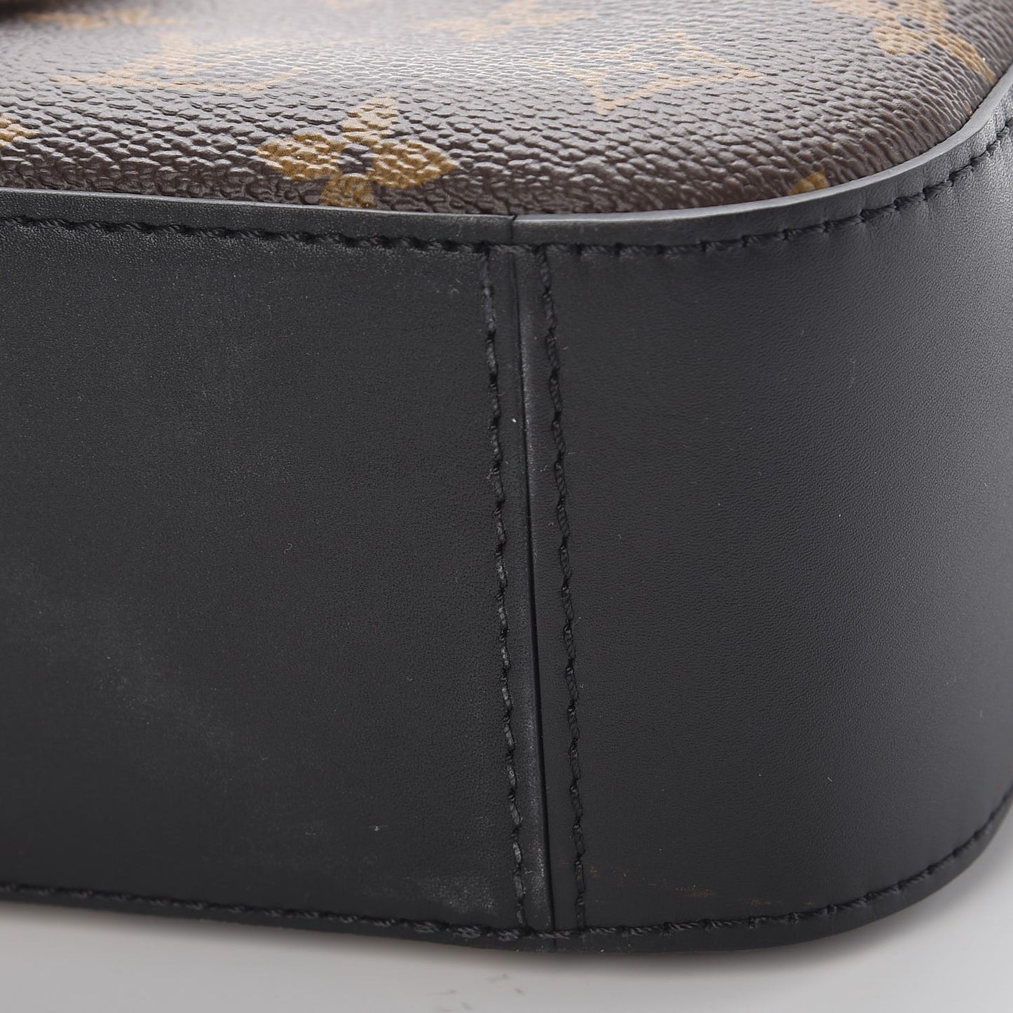 Monogram Saintonge Black