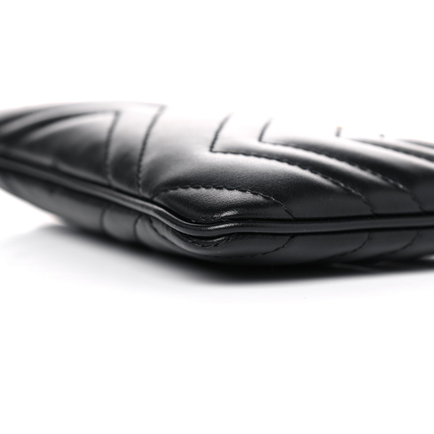Calfskin Matelasse GG Marmont Wrist Wallet Black
