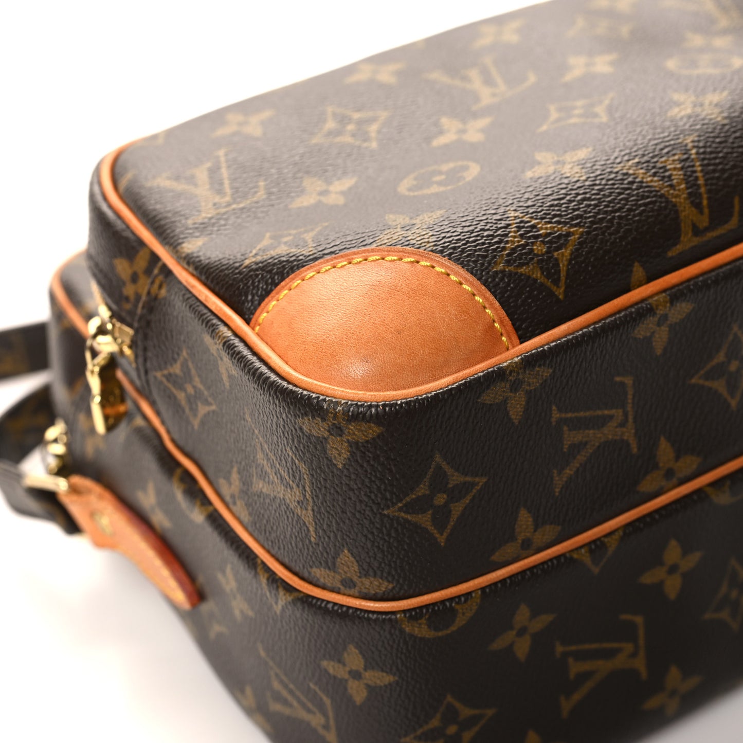 Monogram Nil 28