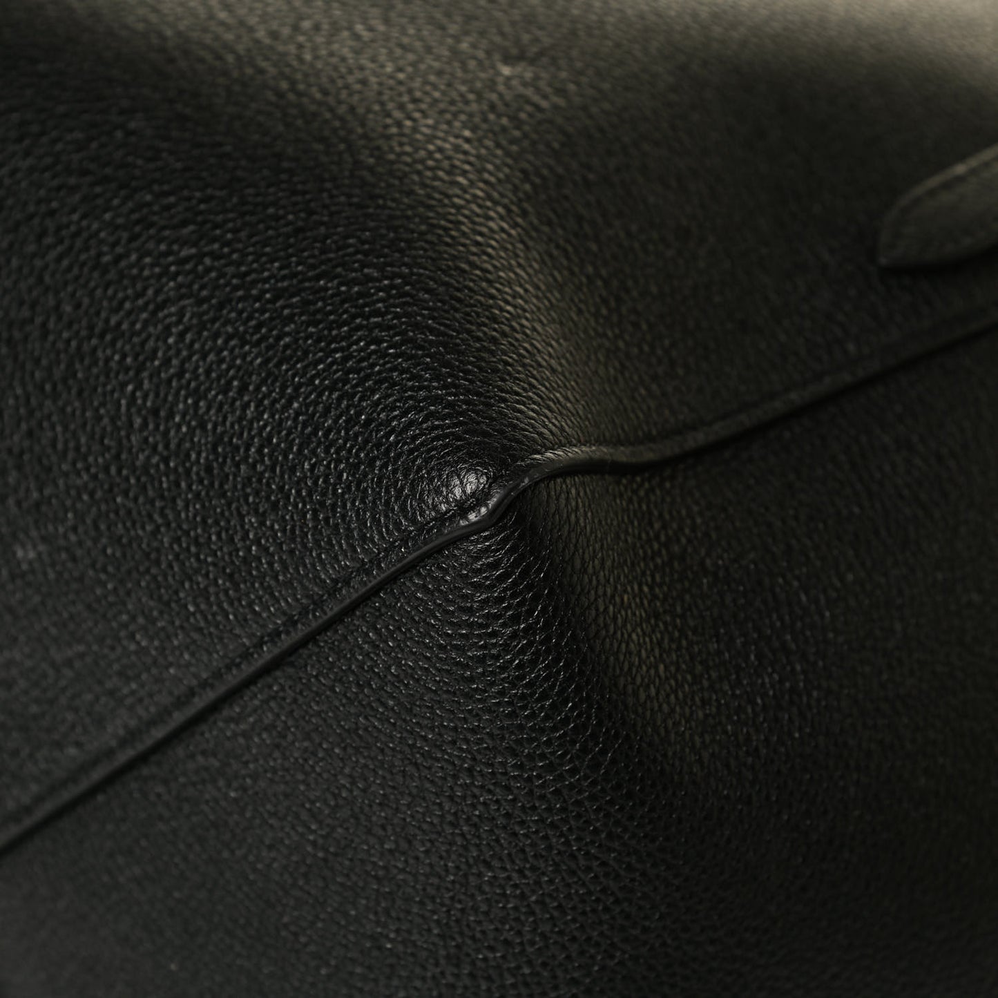 Soft Grained Calfskin Medium Belt Cabas Phantom Black