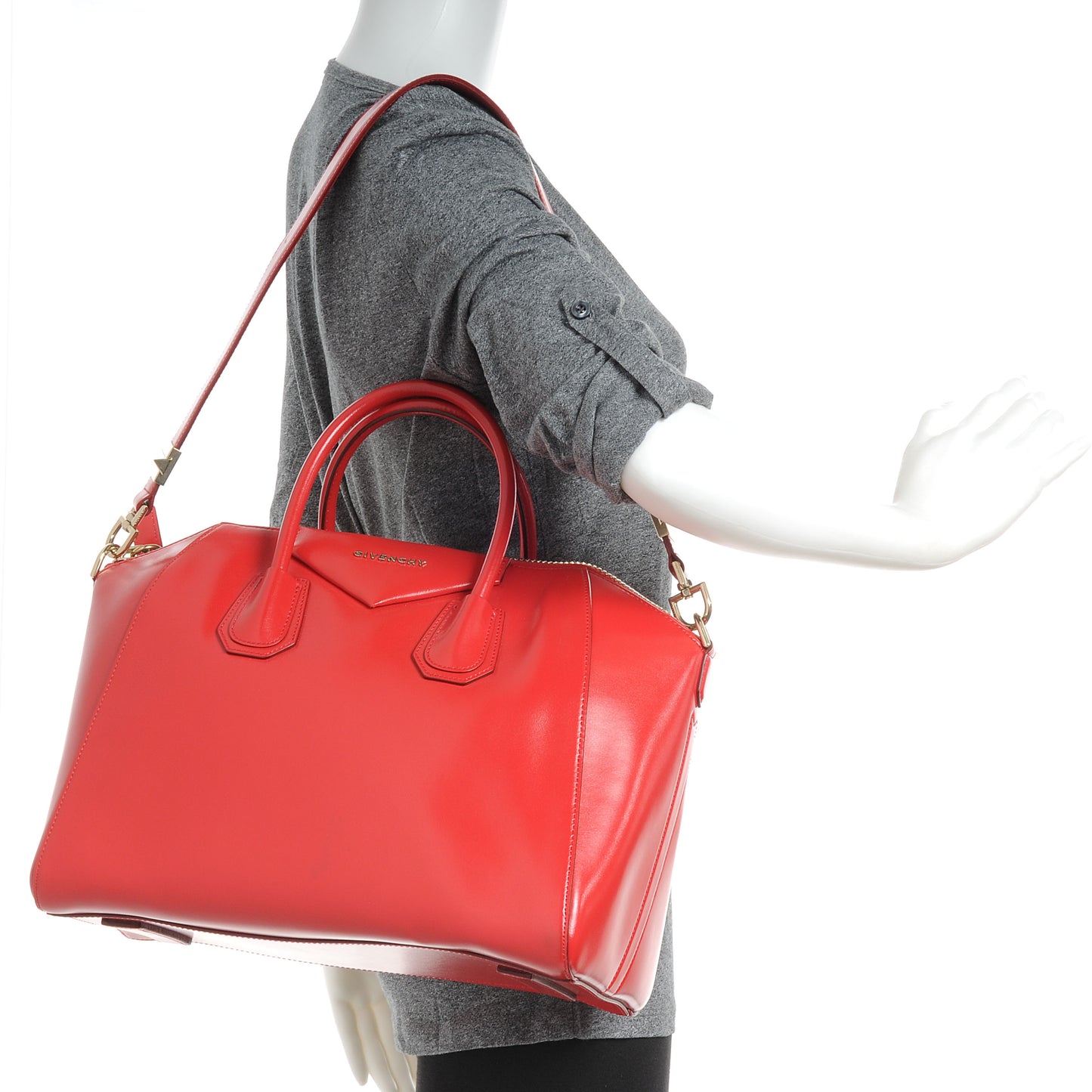 Smooth Calfskin Medium Antigona Red