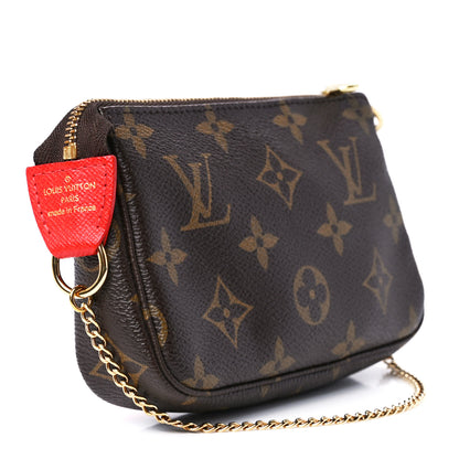 Louis Vuitton Monogram 2018 Christmas Animation Mini Cats Pochette Accessories 2 of 10