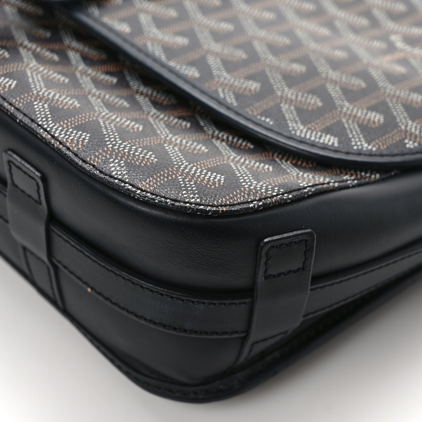 Goyardine Belvedere II MM Messenger Bag Black