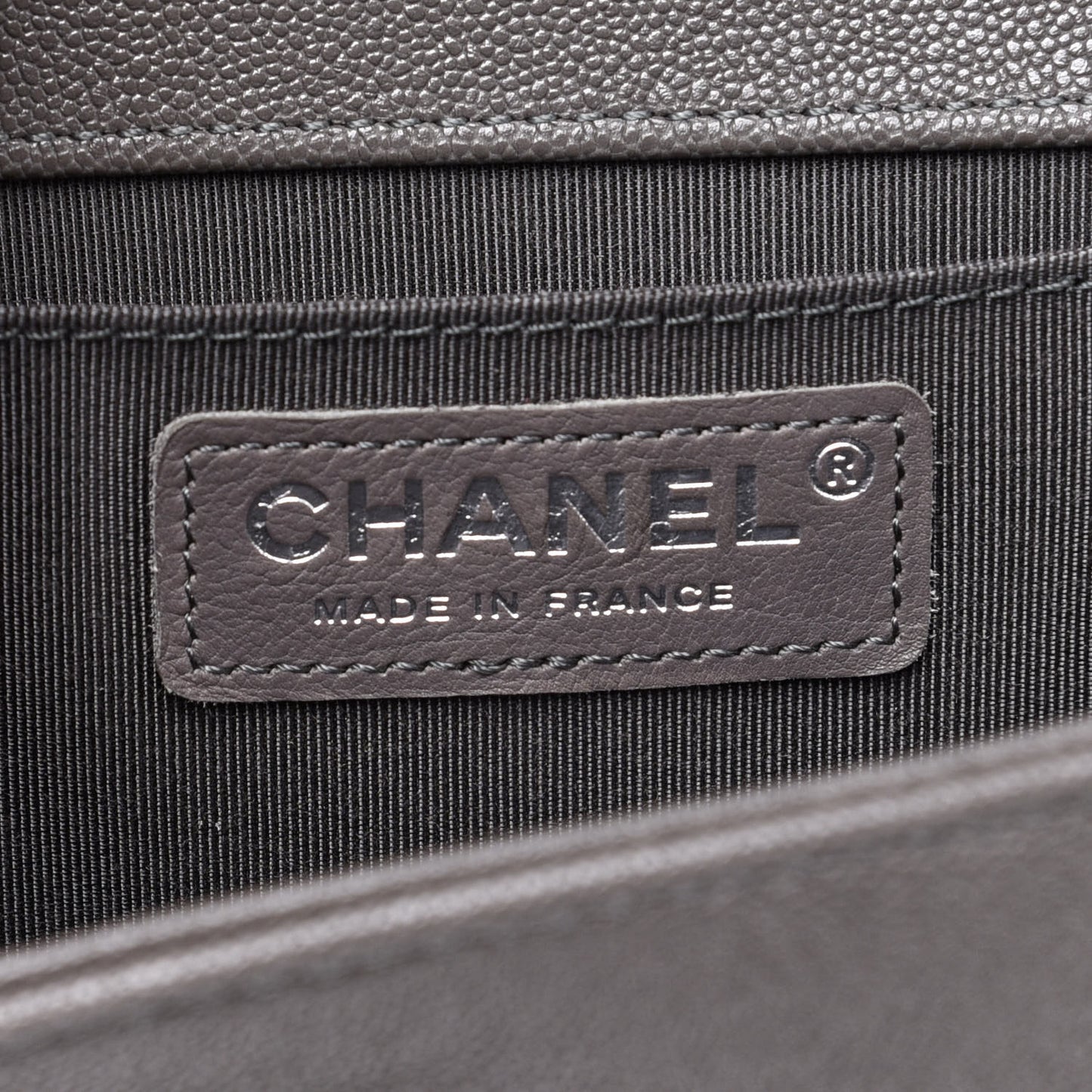 Caviar Quilted Medium Boy Flap Grey