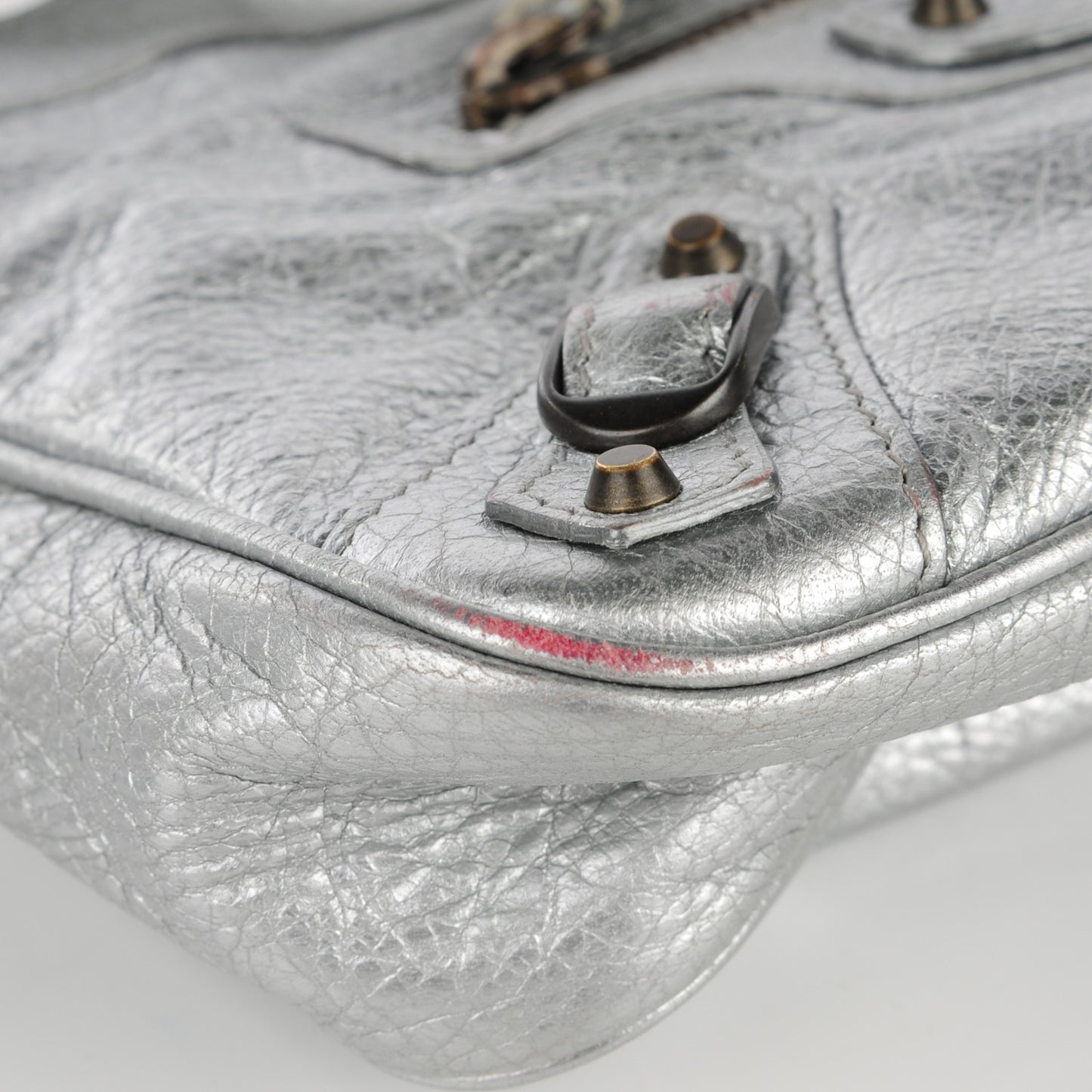 Agneau Classic Hardware Hip Gris Aluminum