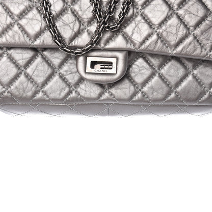 Chanel Metallic Aged Calfskin 2.55 Reissue 226 Flap Silver 11 of 12