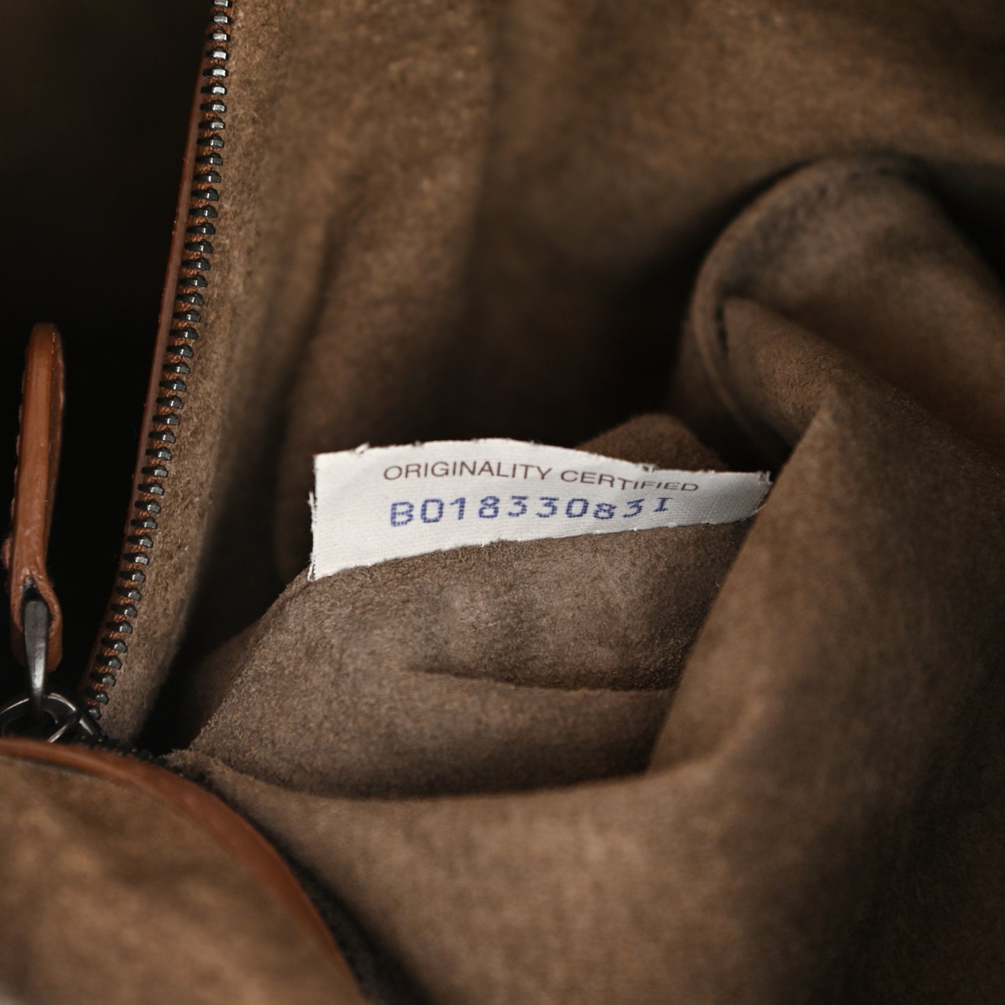 Nappa Intrecciato Medium Veneta Hobo Maple