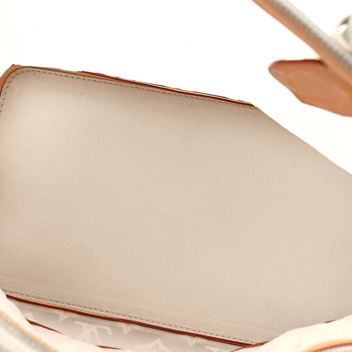 Monogram Transparence Lockit White