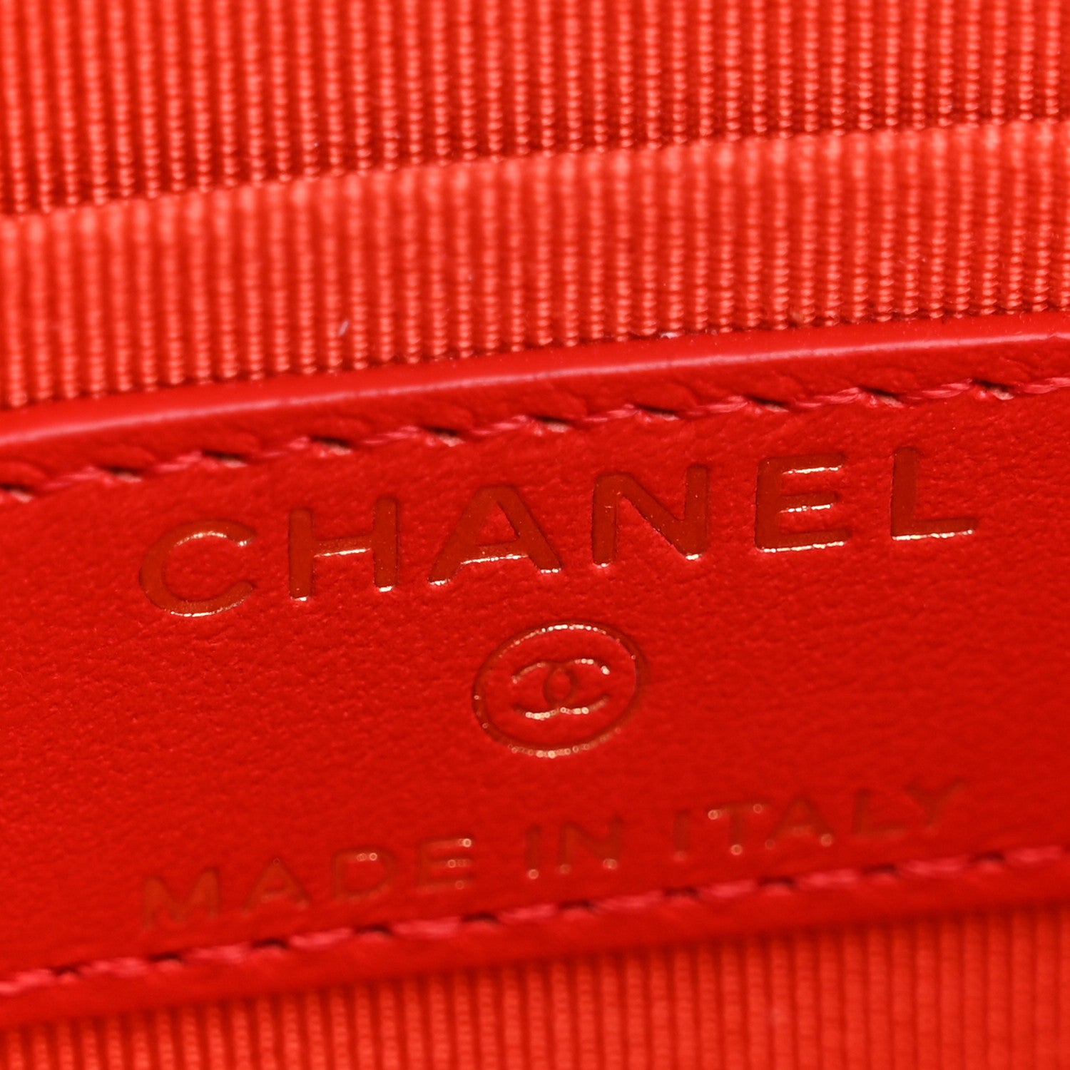 Chanel Caviar Quilted Classic Zip Pouch Red 6 of 10