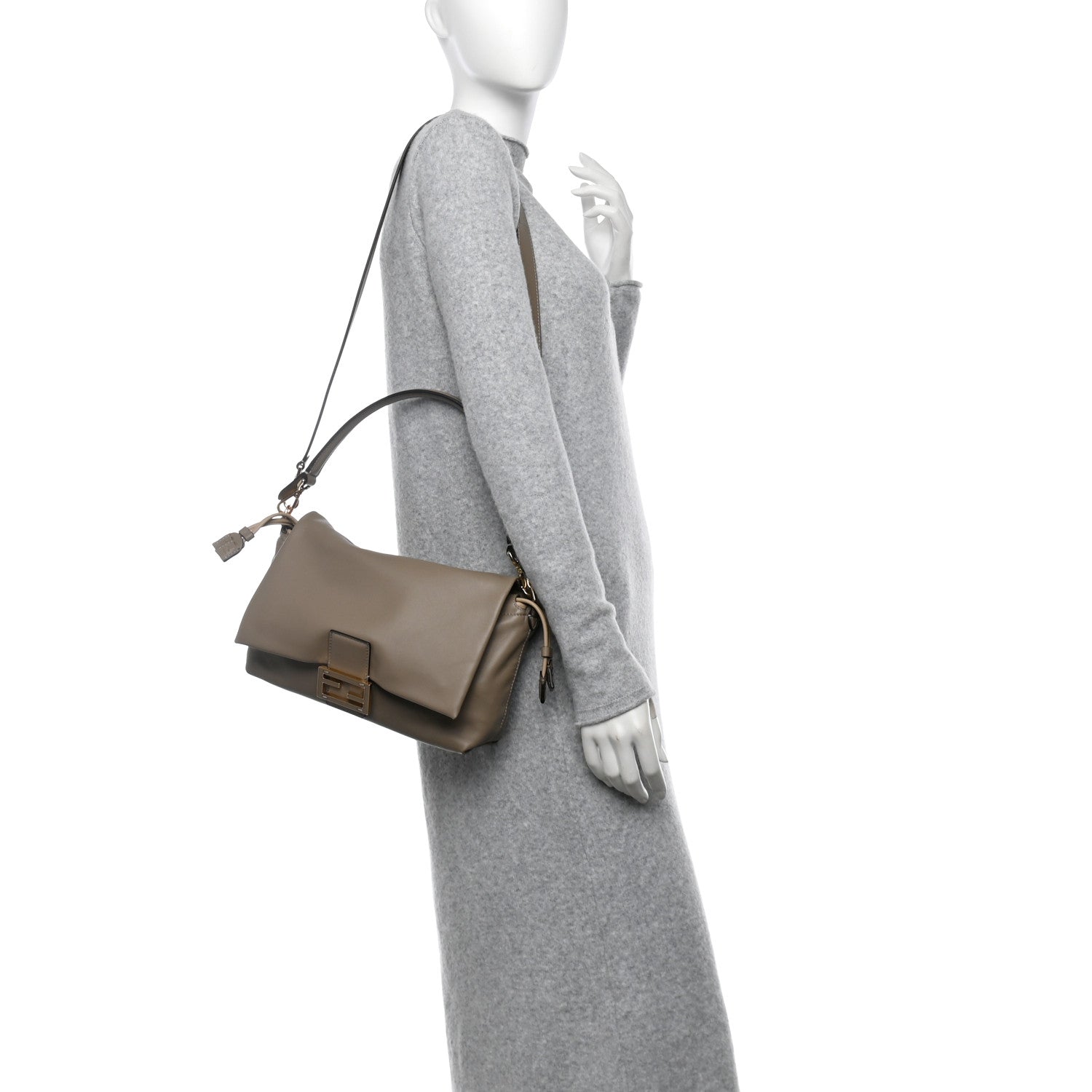 Fendi Nappa Medium Mamma Baguette Dove Gray 2 of 10