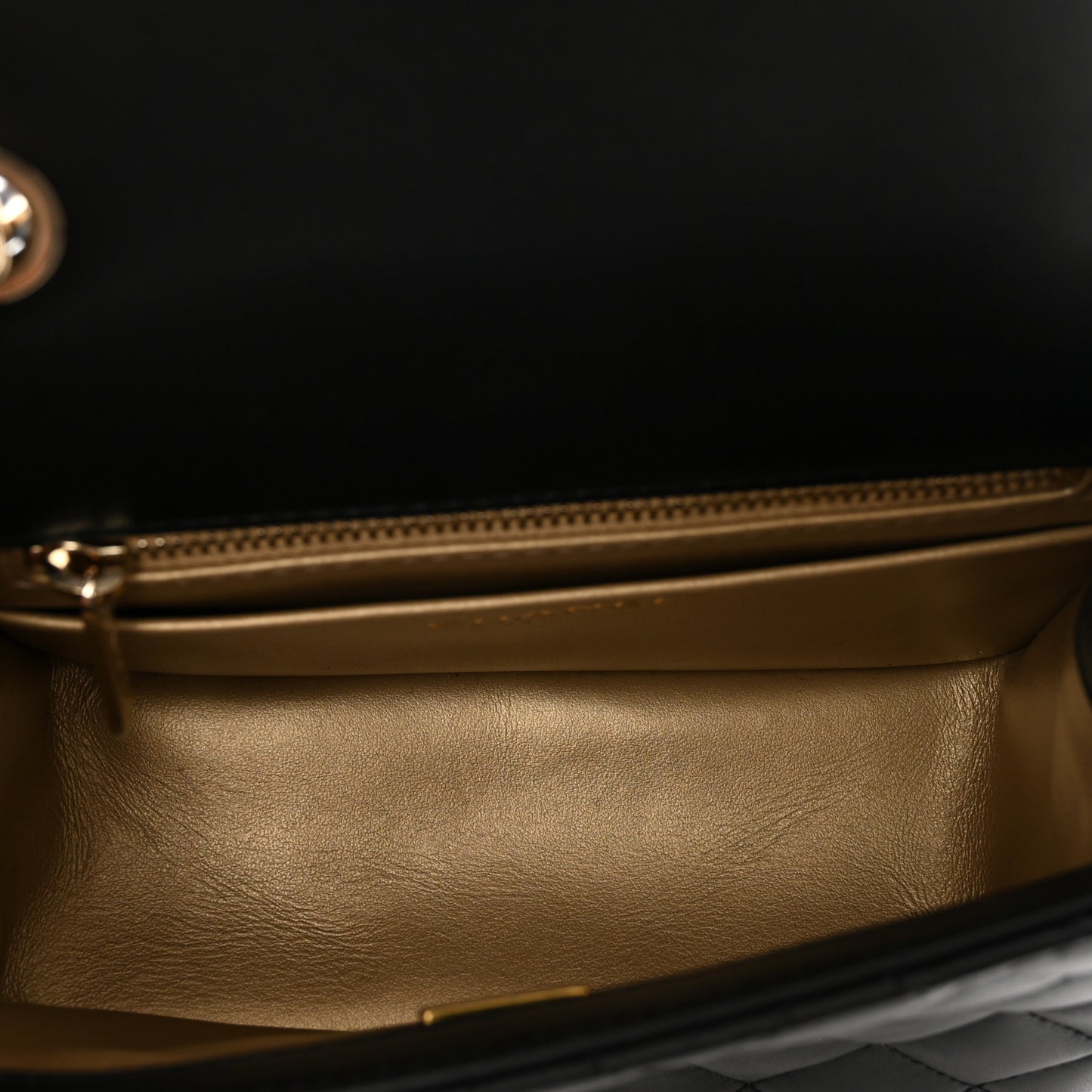 Lambskin Quilted Enamel Mini Pearl Crush Flap Black