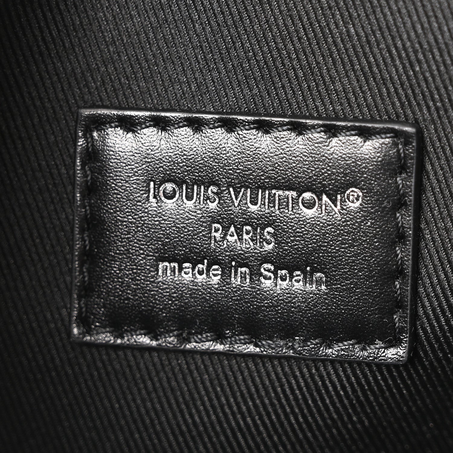 Louis Vuitton Calfskin Cargo Wearable Wallet Black 6 of 10