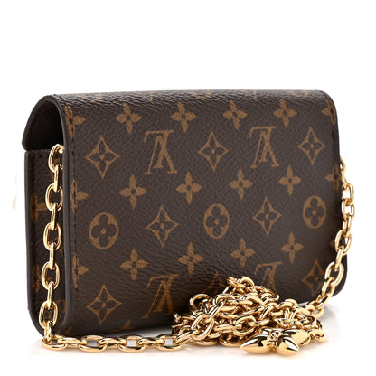 Louis Vuitton Monogram Pouch Metis Belt 3 of 9