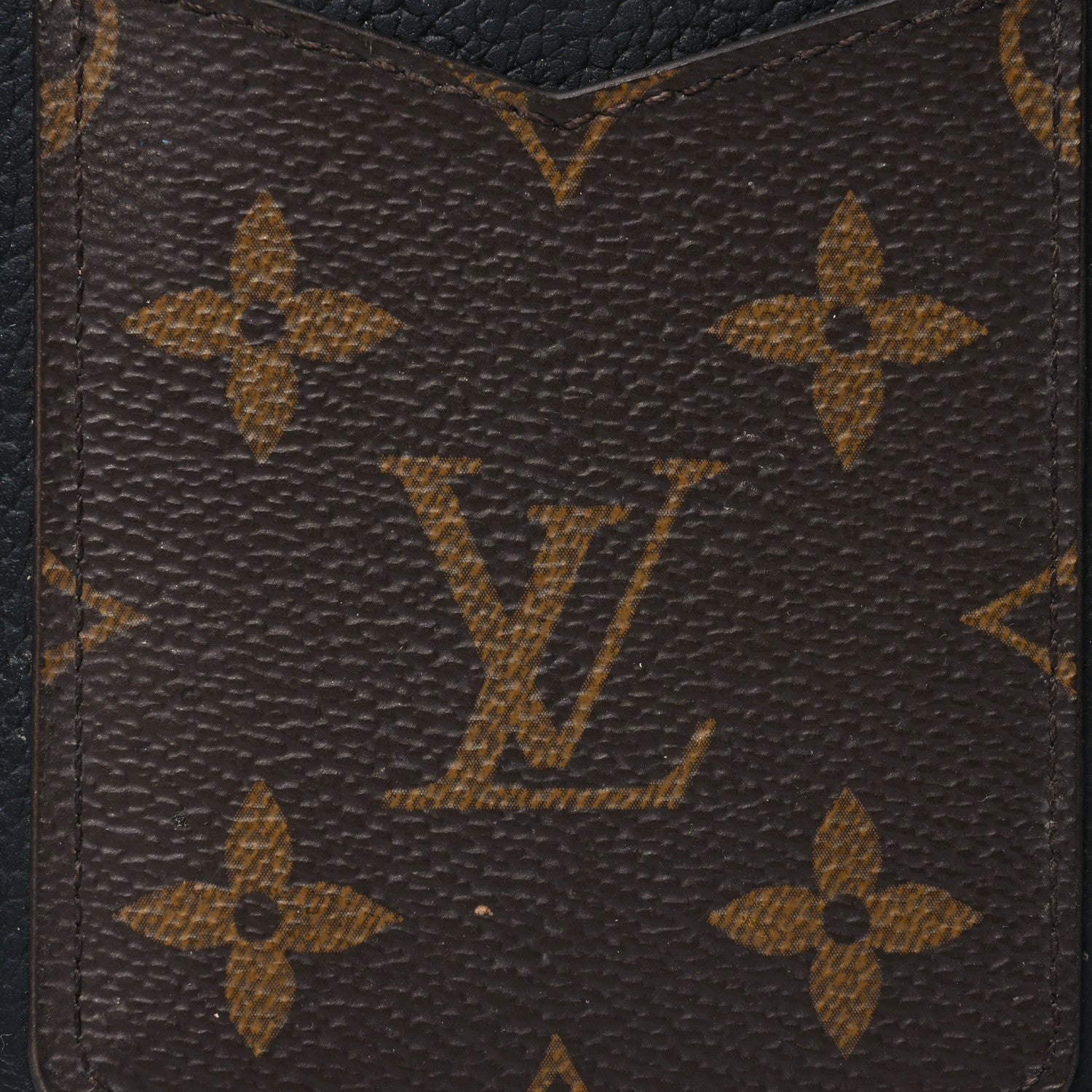 Louis Vuitton Monogram iPhone 12 Pro Max Bumper Black 8 of 12